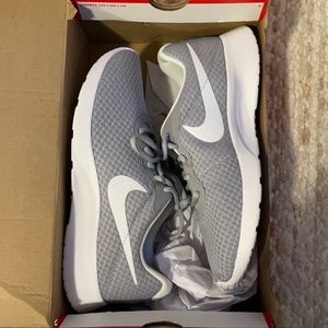 NEW ✨ Grey NIKE Tanjun Sneakers